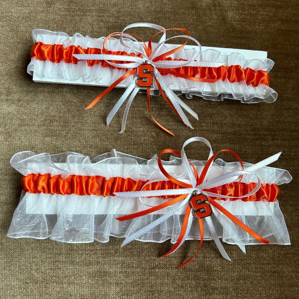 Keepsake and throw Syracuse garter set HANDMADE
